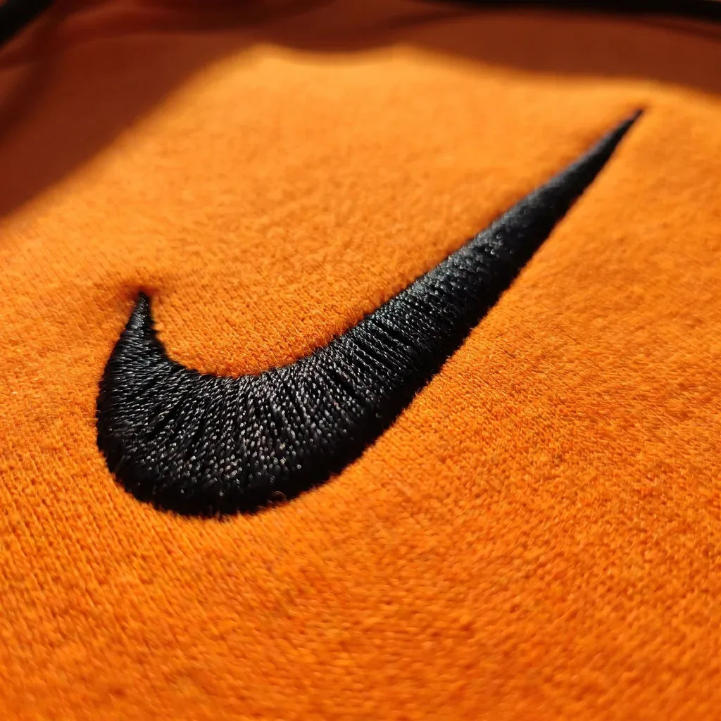 Sportswear Performance Crew Sweatshirt - Free Pants