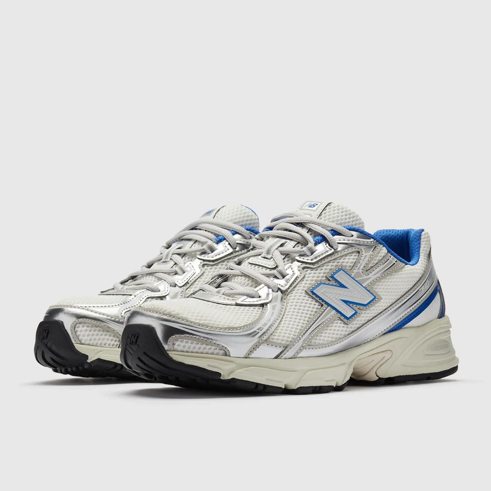 New Balance 740