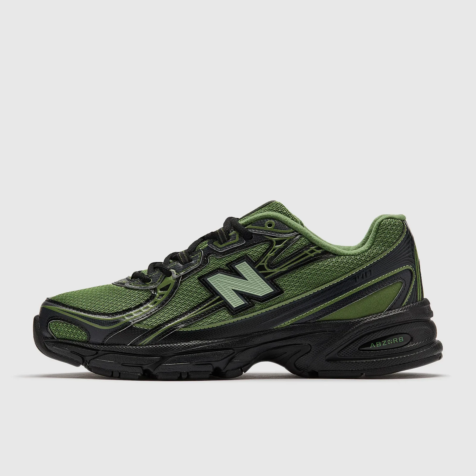 New Balance 740
