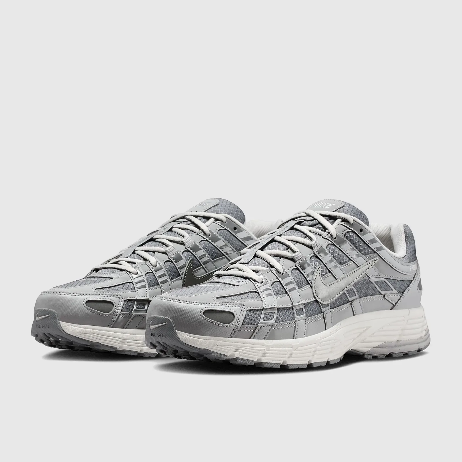 Nike Sportswear P-6000 SE