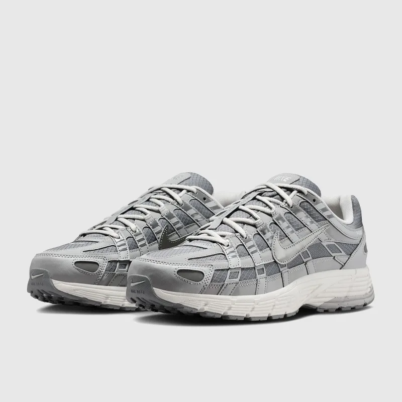 Nike Sportswear P-6000 SE