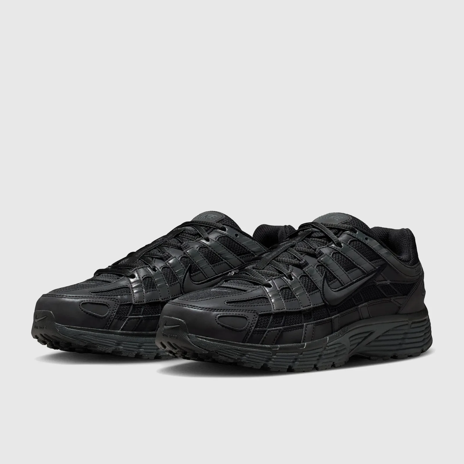 Nike Sportswear P-6000 SE
