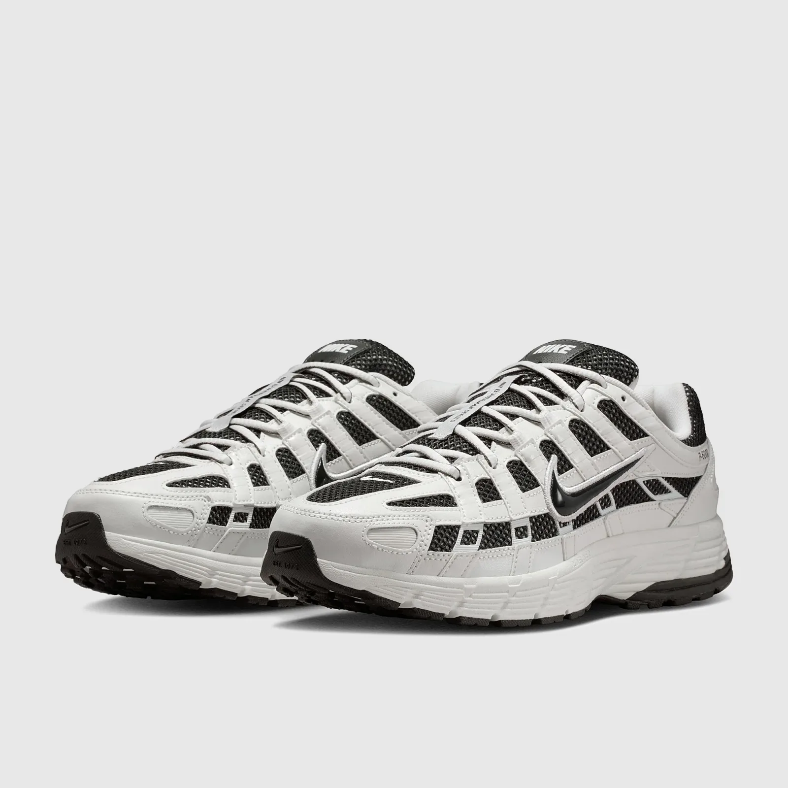 Nike Sportswear P-6000