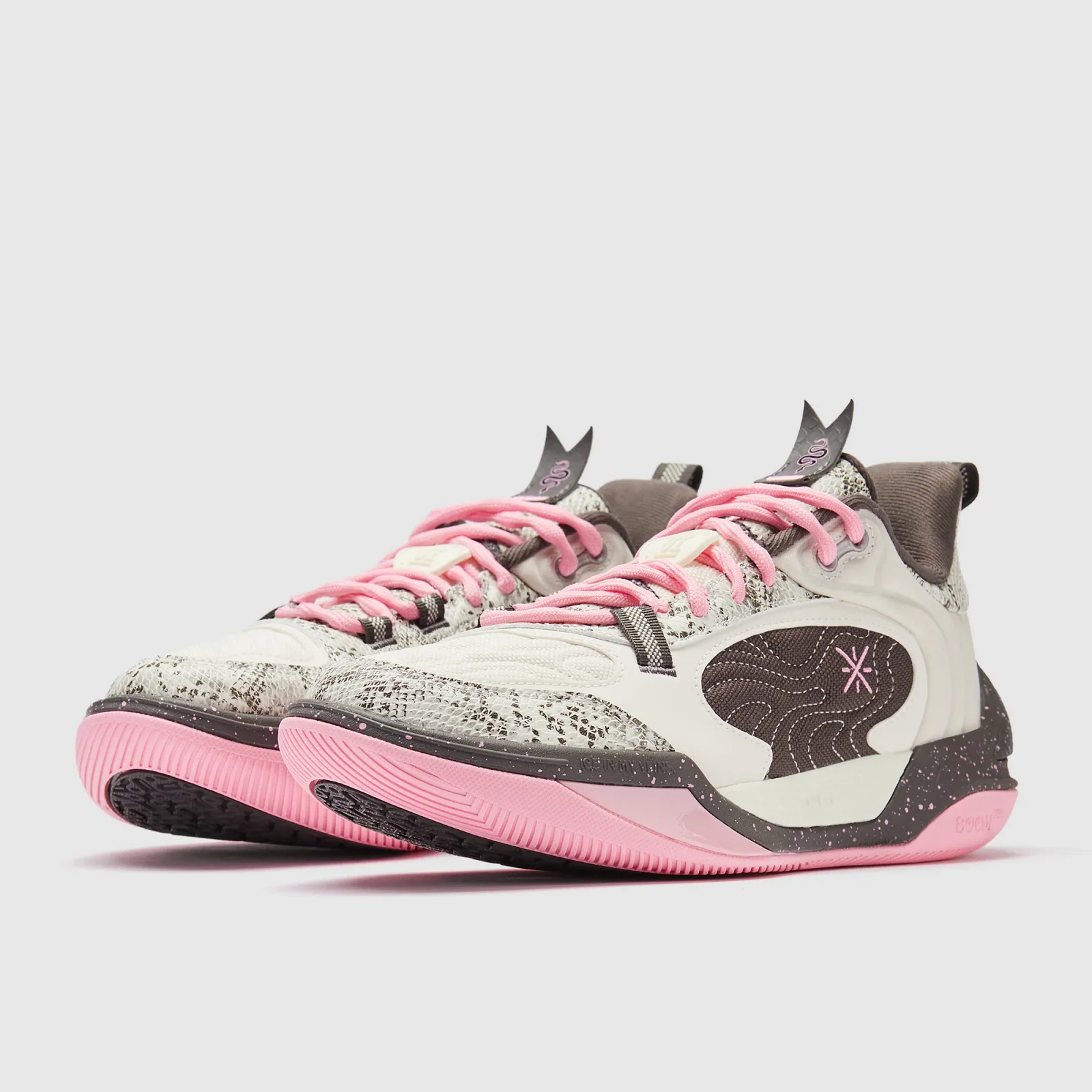 Li-Ning Wade Ice Blood 2 v2