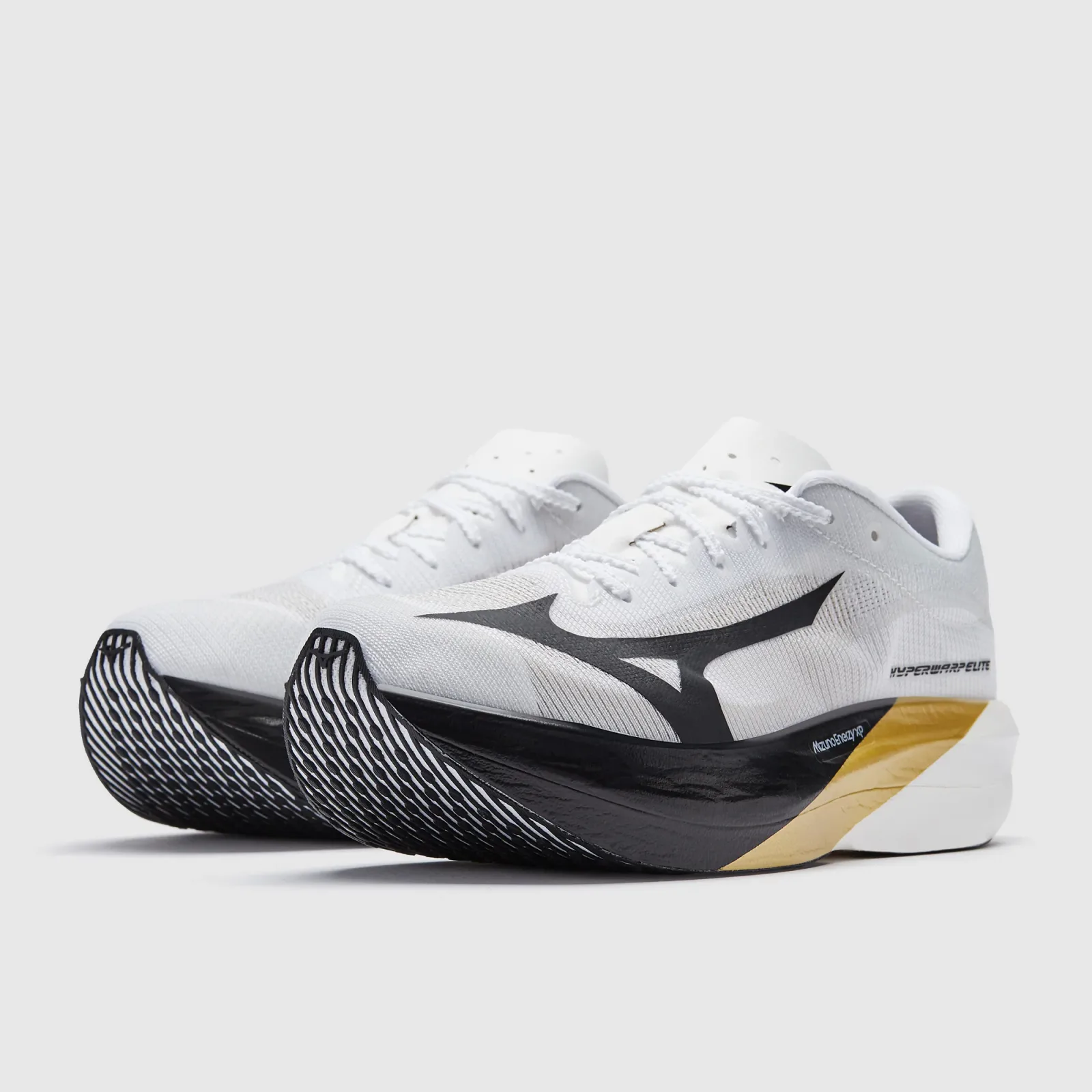 Mizuno Hyperwarp Elite