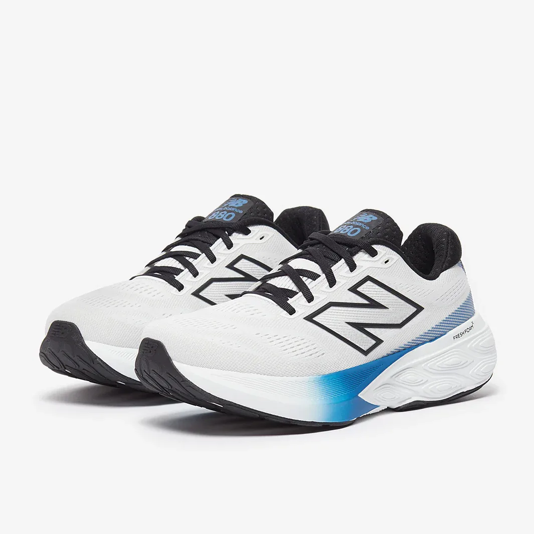 New Balance 880v15