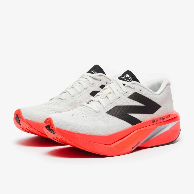 New Balance FuelCell Supercomp Trainer v3
