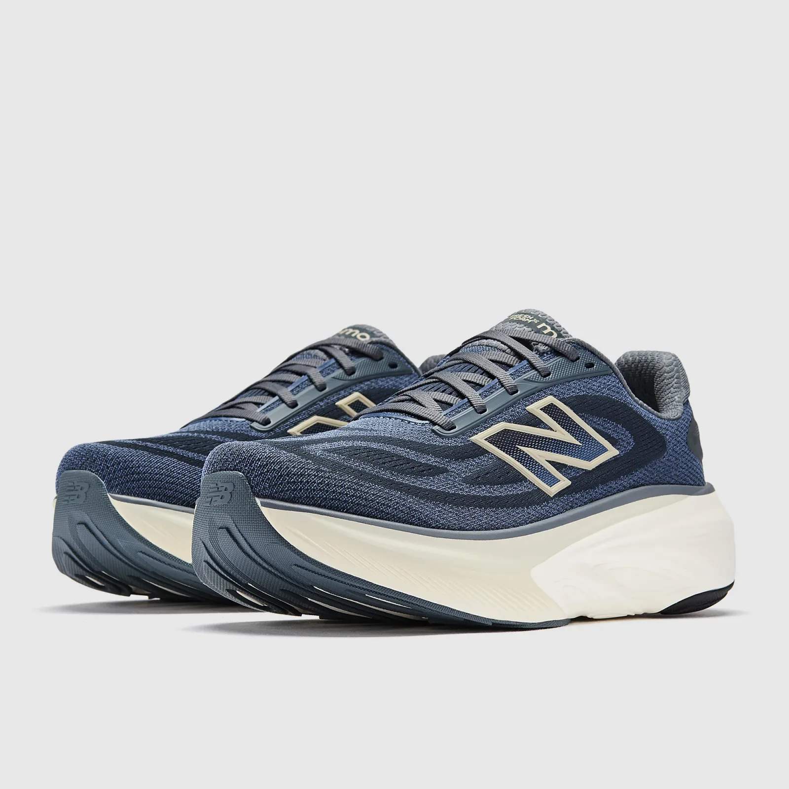 New Balance Fresh Foam MORE v6