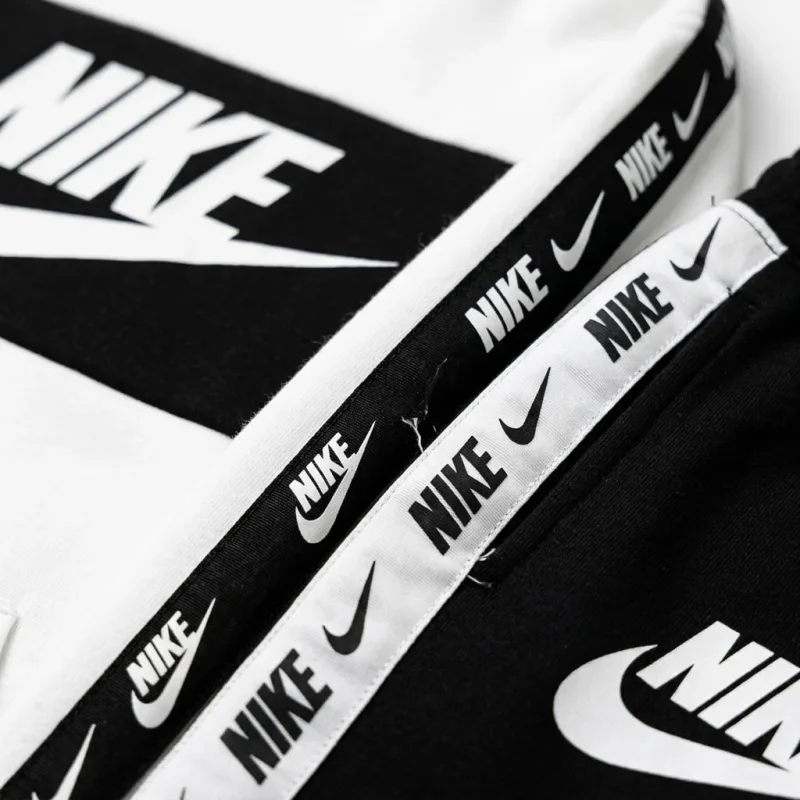 Nike Essentials Branded Leggings Pack