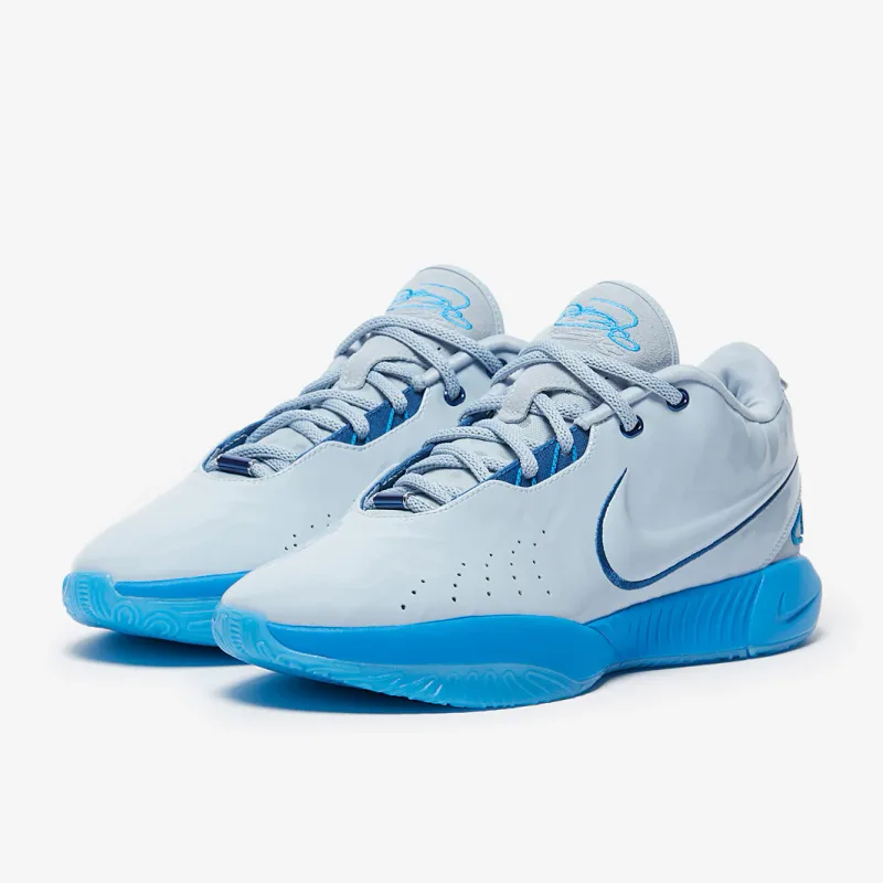 Nike LeBron 21 Textile