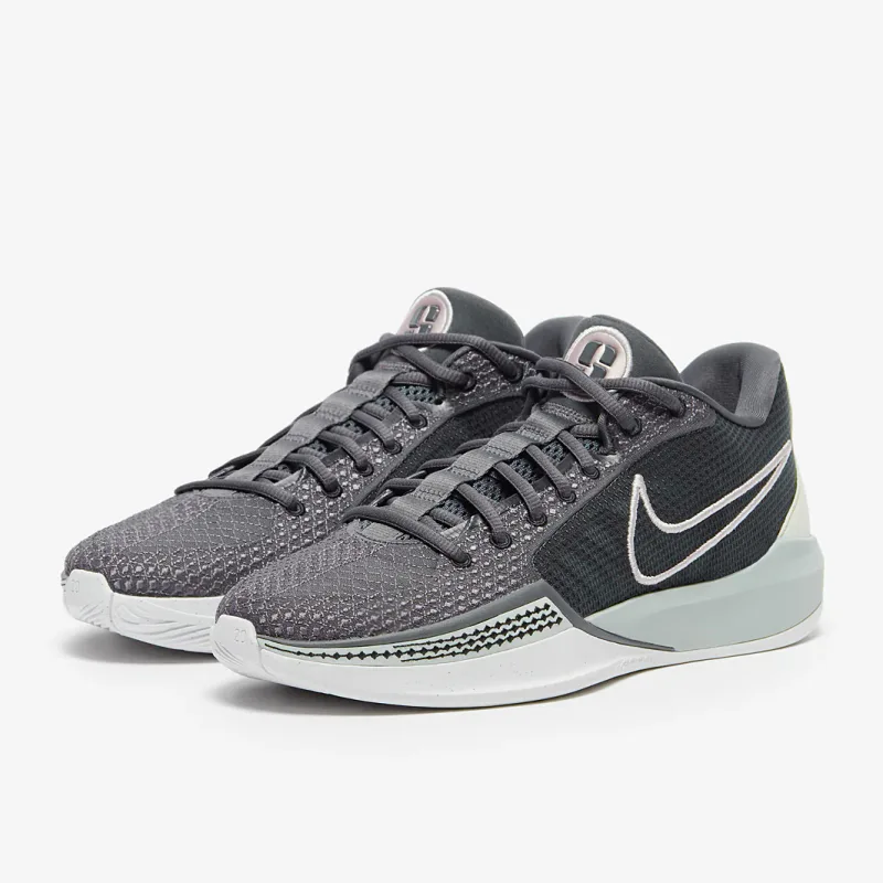 Nike Womens Sabrina 1